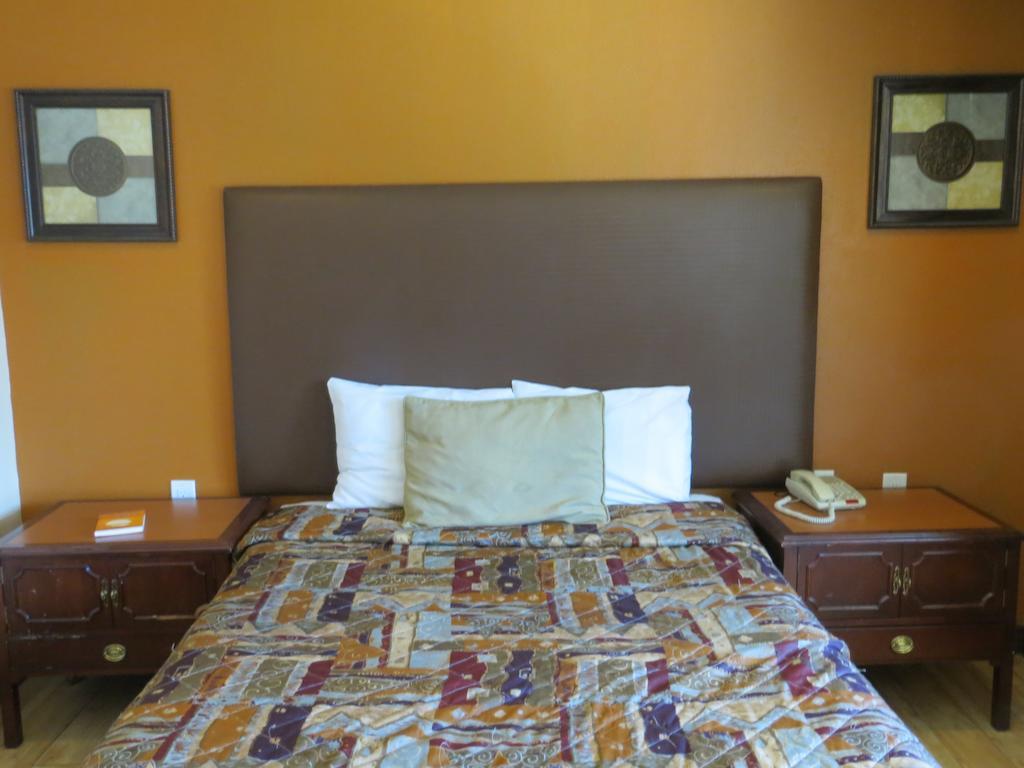 Rocky Inn Long Beach Zimmer foto
